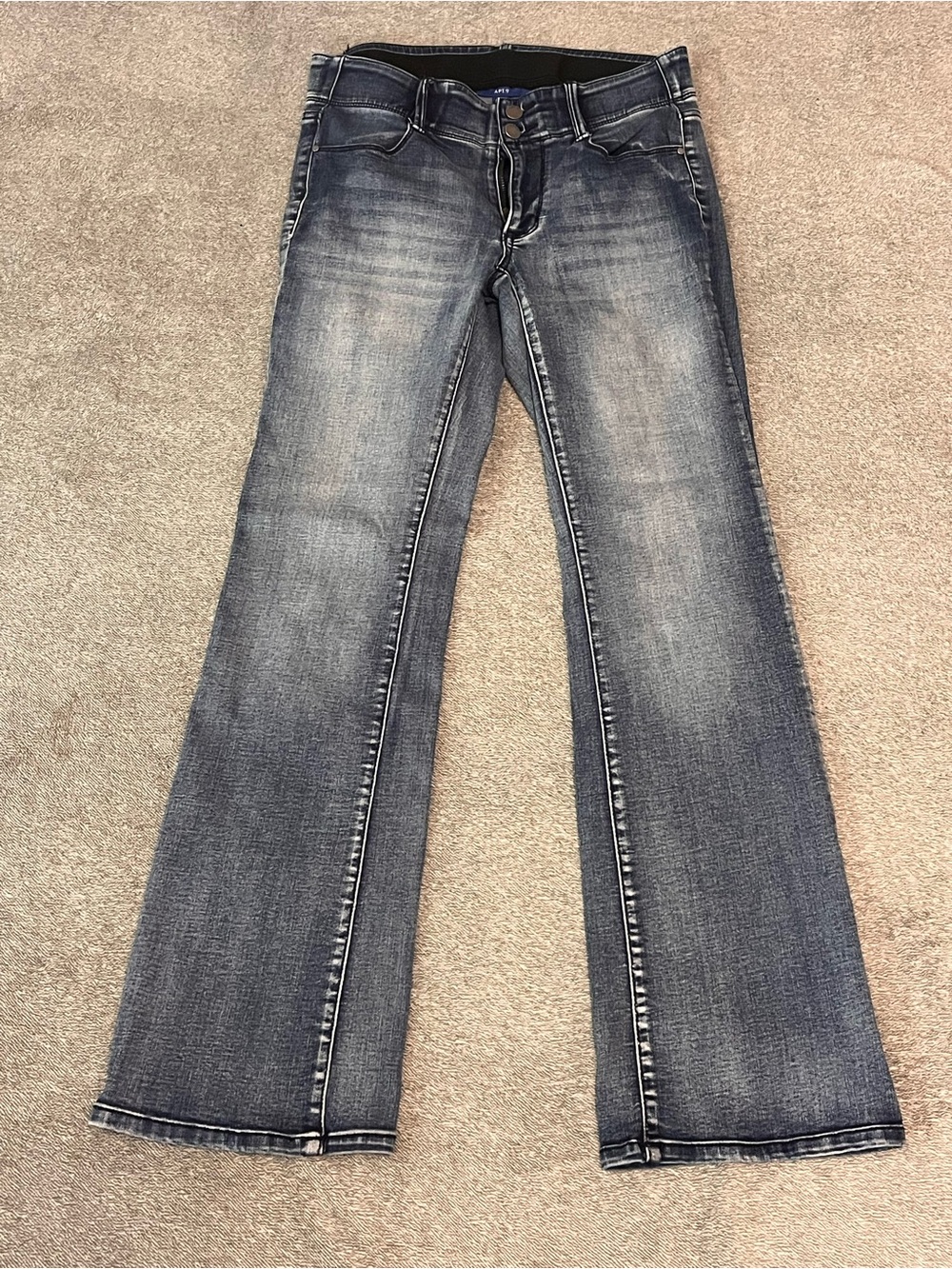 Like New APT.9 Women's Dark Wash Bootcut Jeans - Blue 8